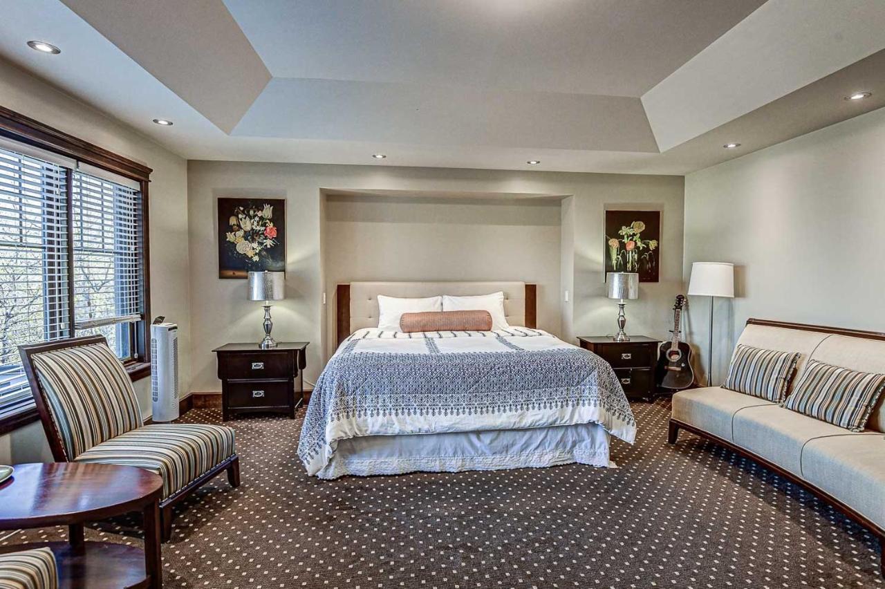Westmount River Inn YYC Esterno foto